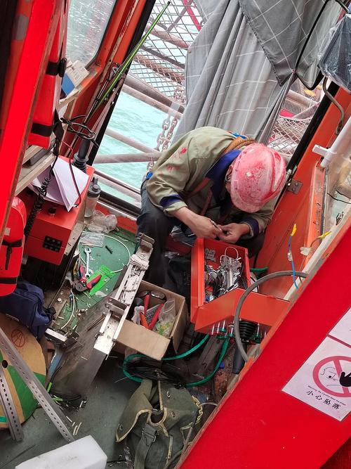 船舶工程改装强弱电系统劳务队有电工高空焊工工人